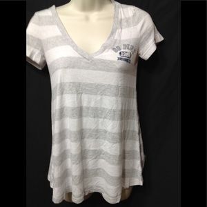 PINK Victoria's Secret Tops - Women's size XS PINK v-neck t-shirt PINK Victoria's Secret Tops - Women's size XS PINK v-neck t-shirt